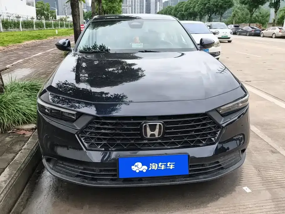 Honda Accord — фото 4