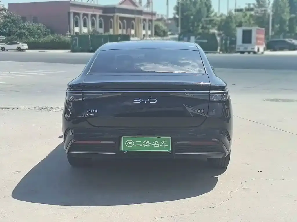 BYD Seal — фото 2