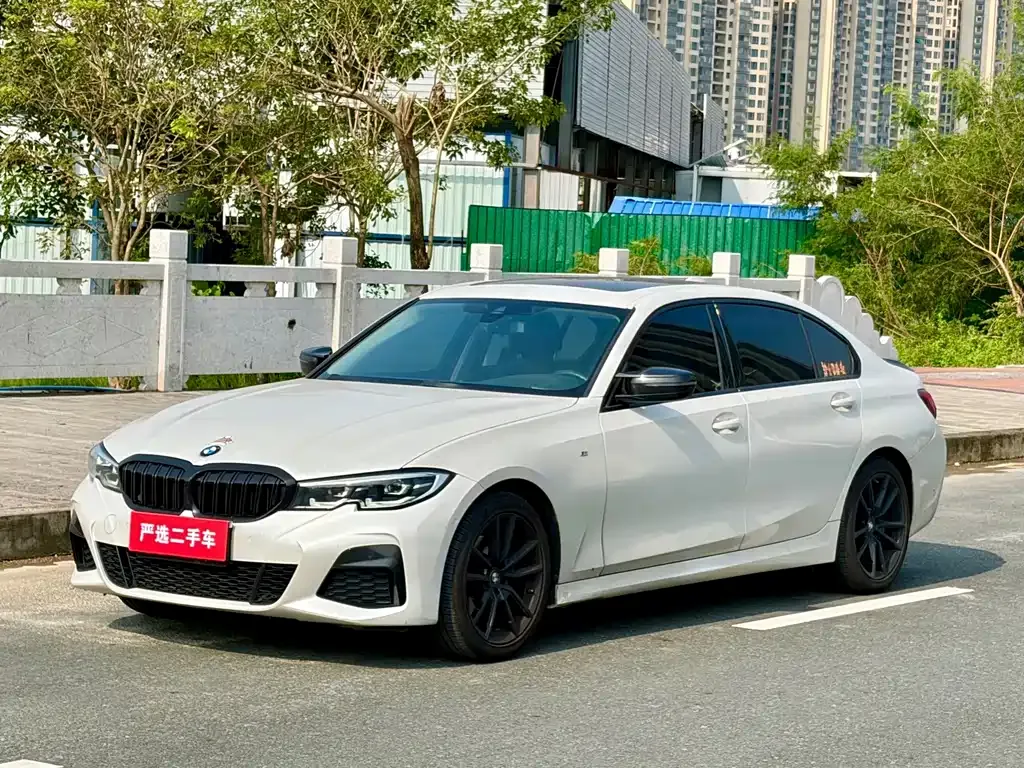 BMW 3 Series — фото 1