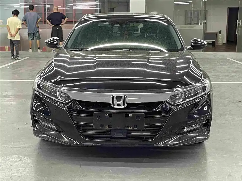 Honda Accord — фото 3