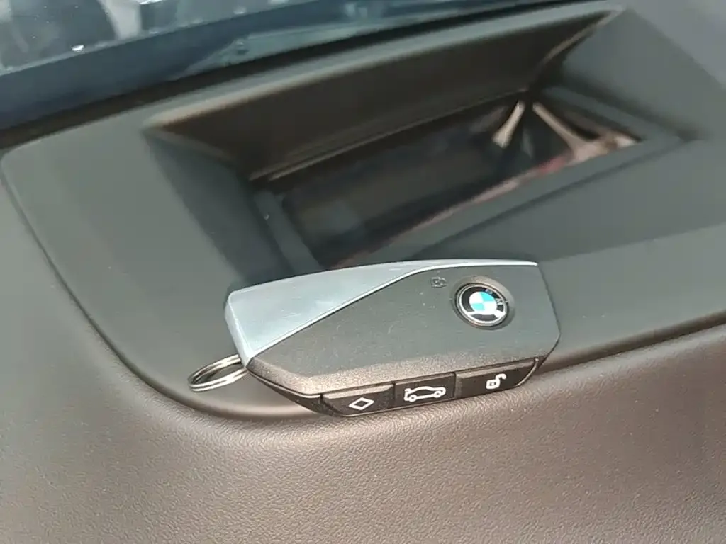 BMW X5 — фото 2