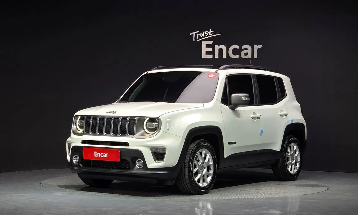 Jeep Renegade — фото 1