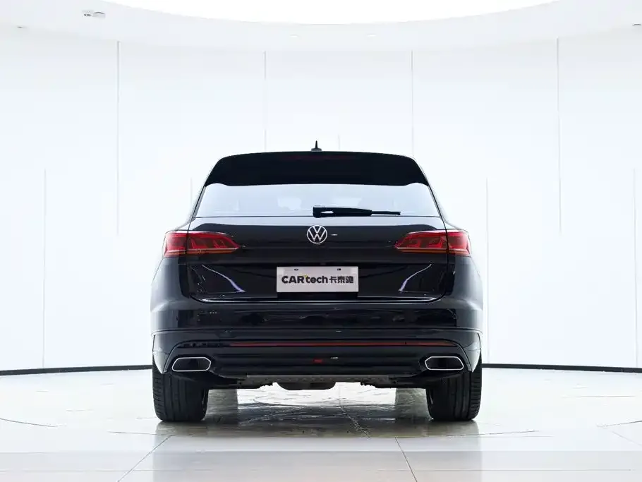 Volkswagen Touareg — фото 2