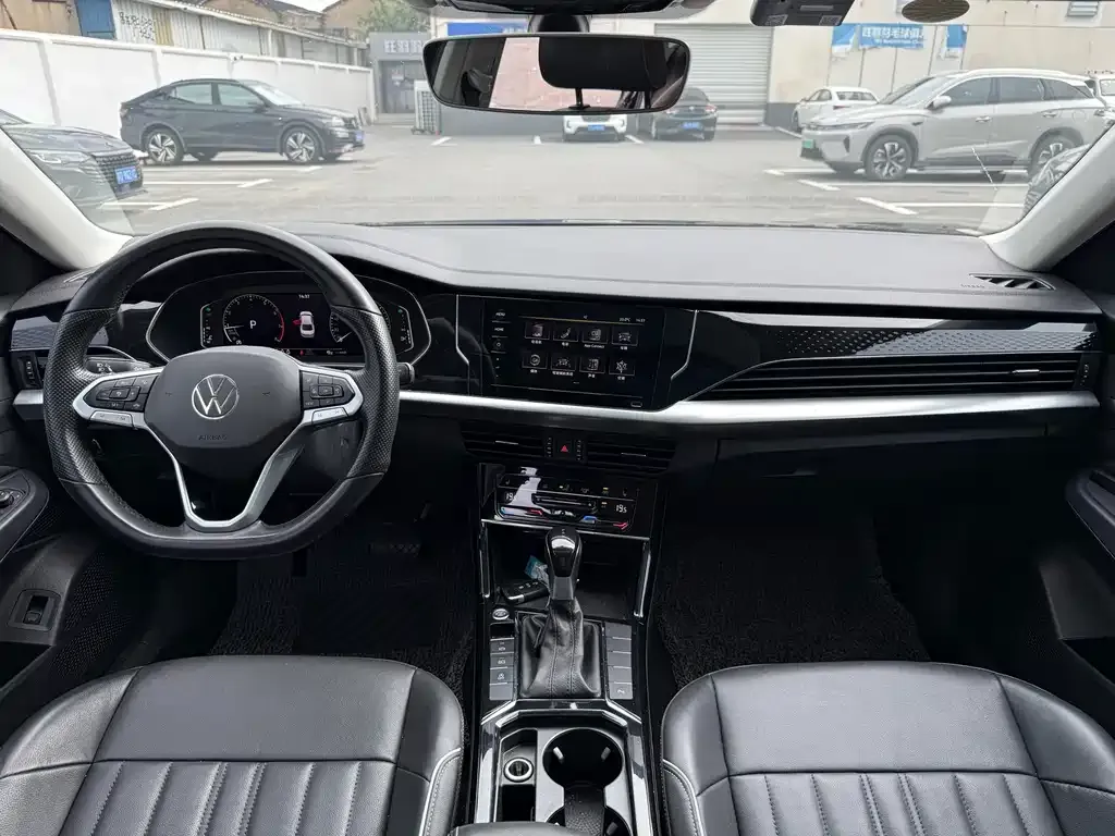 Volkswagen Passat — фото 10