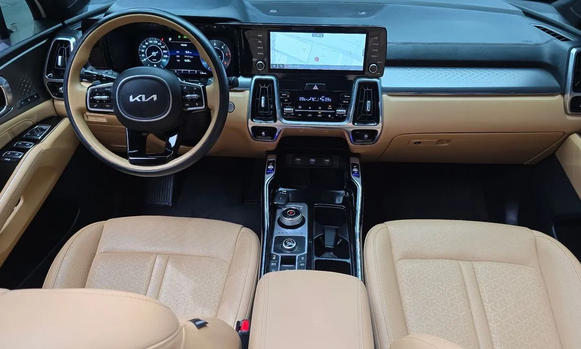 Kia Sorento — фото 10