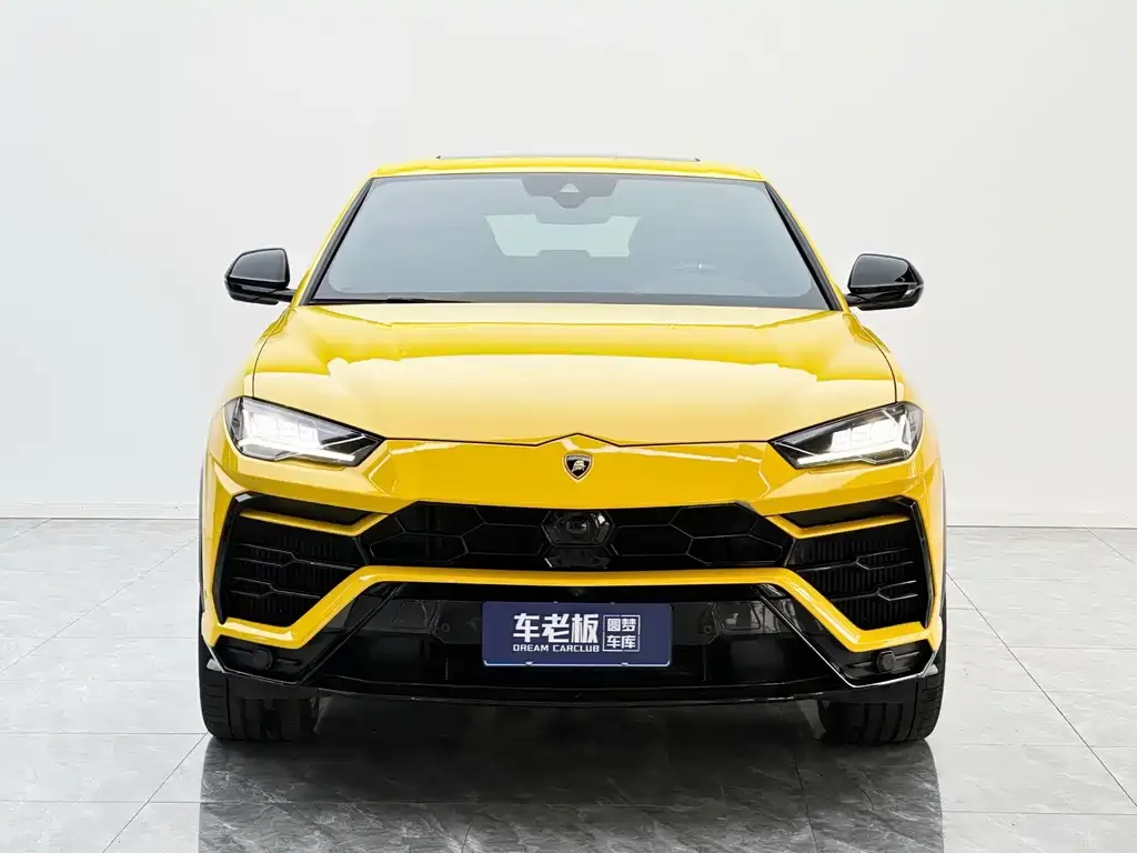 Lamborghini Urus — фото 6