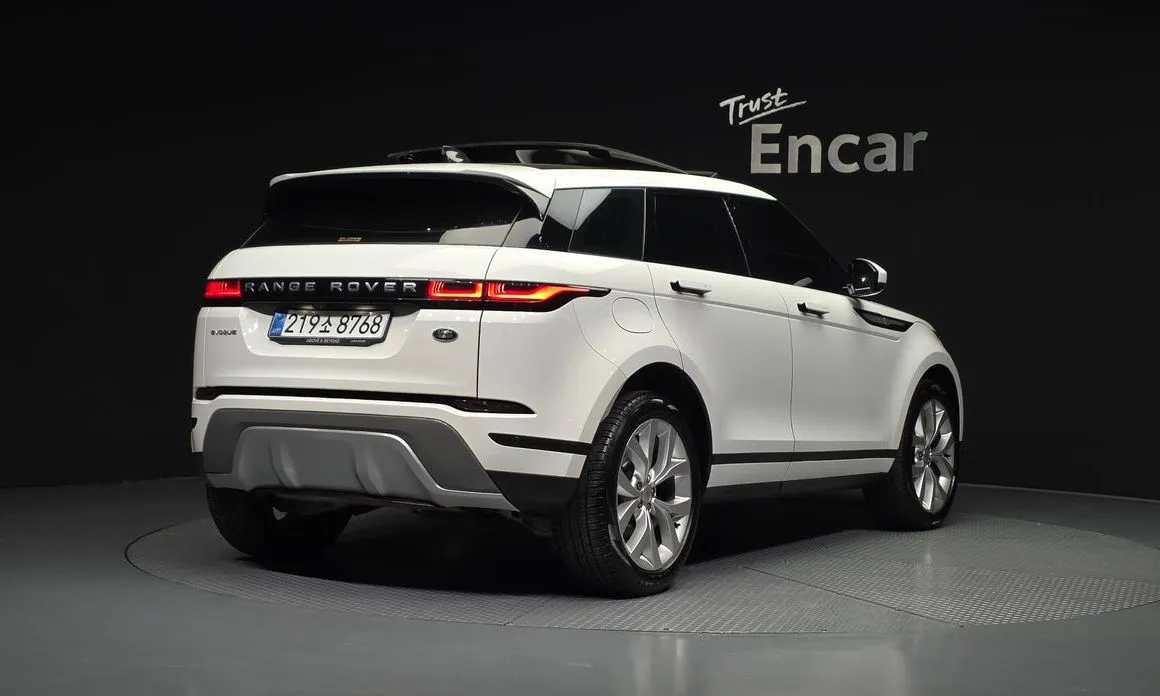 Land Rover Range Rover Evoque — фото 4
