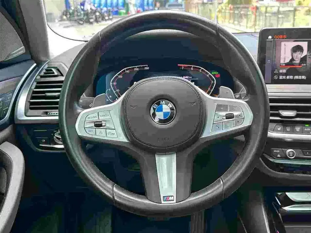 BMW X3 — фото 6