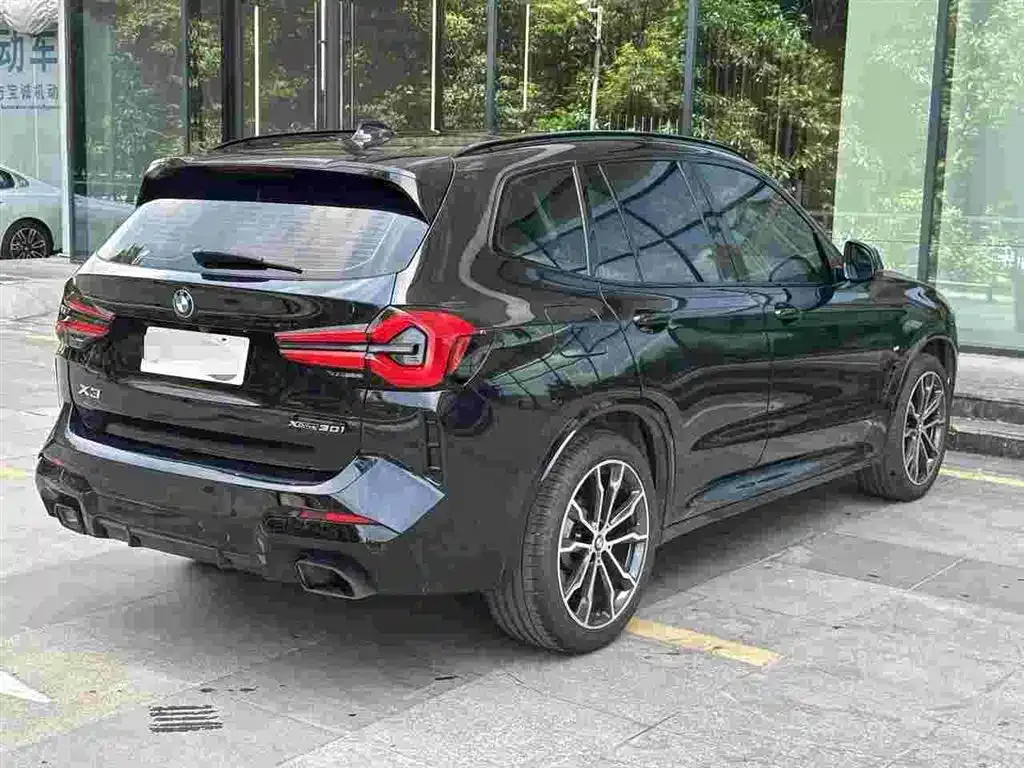 BMW X3 — фото 8