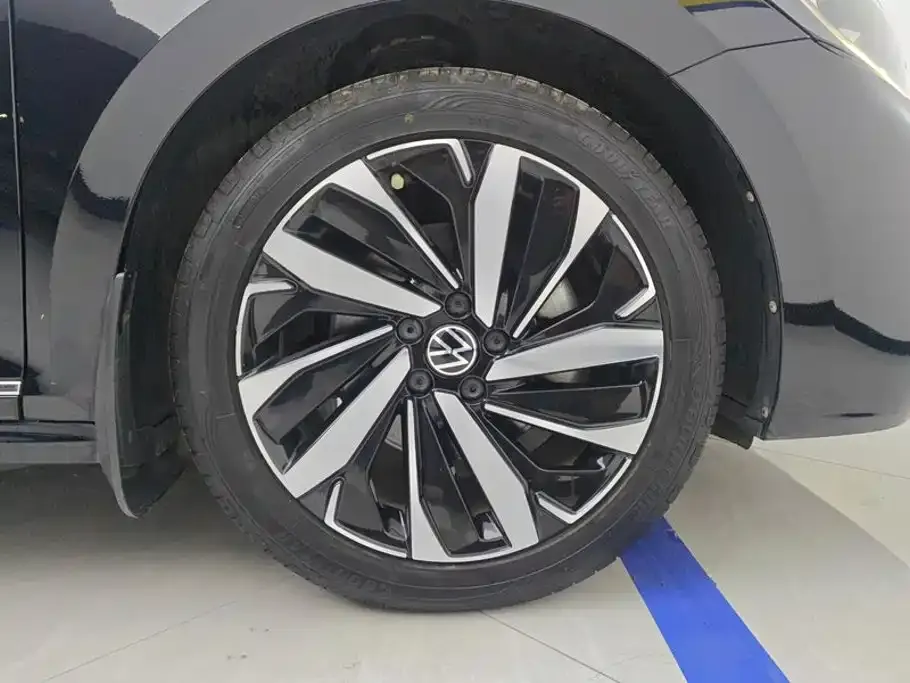 Volkswagen Passat — фото 2