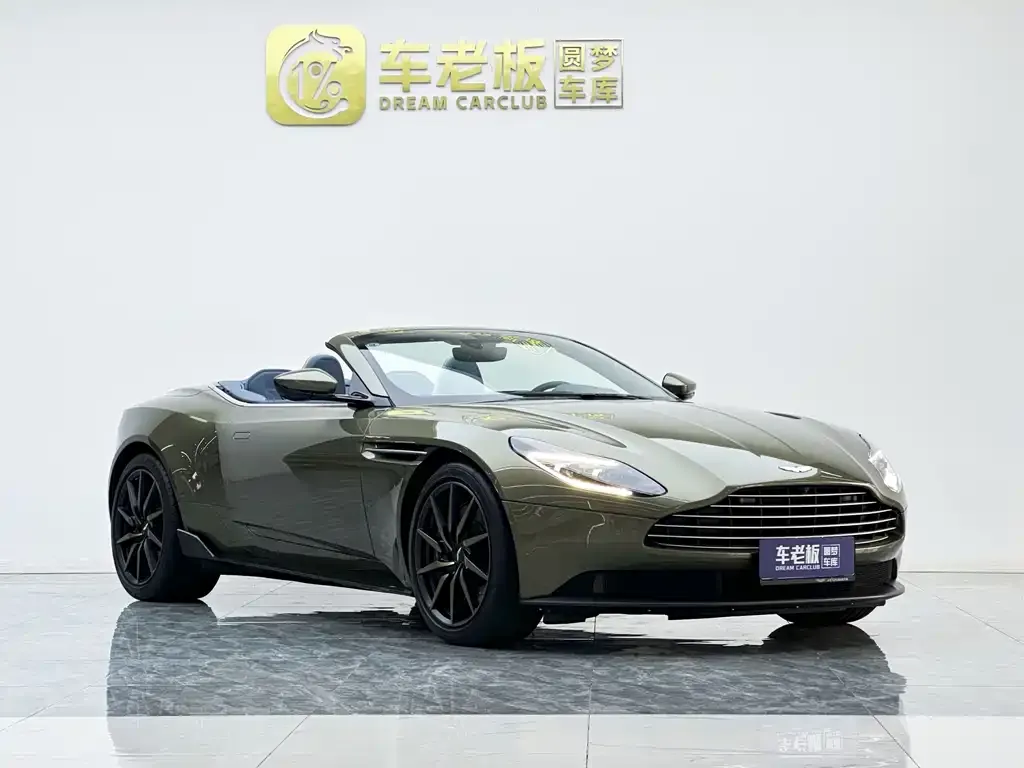 Aston Martin DB11 — фото 2