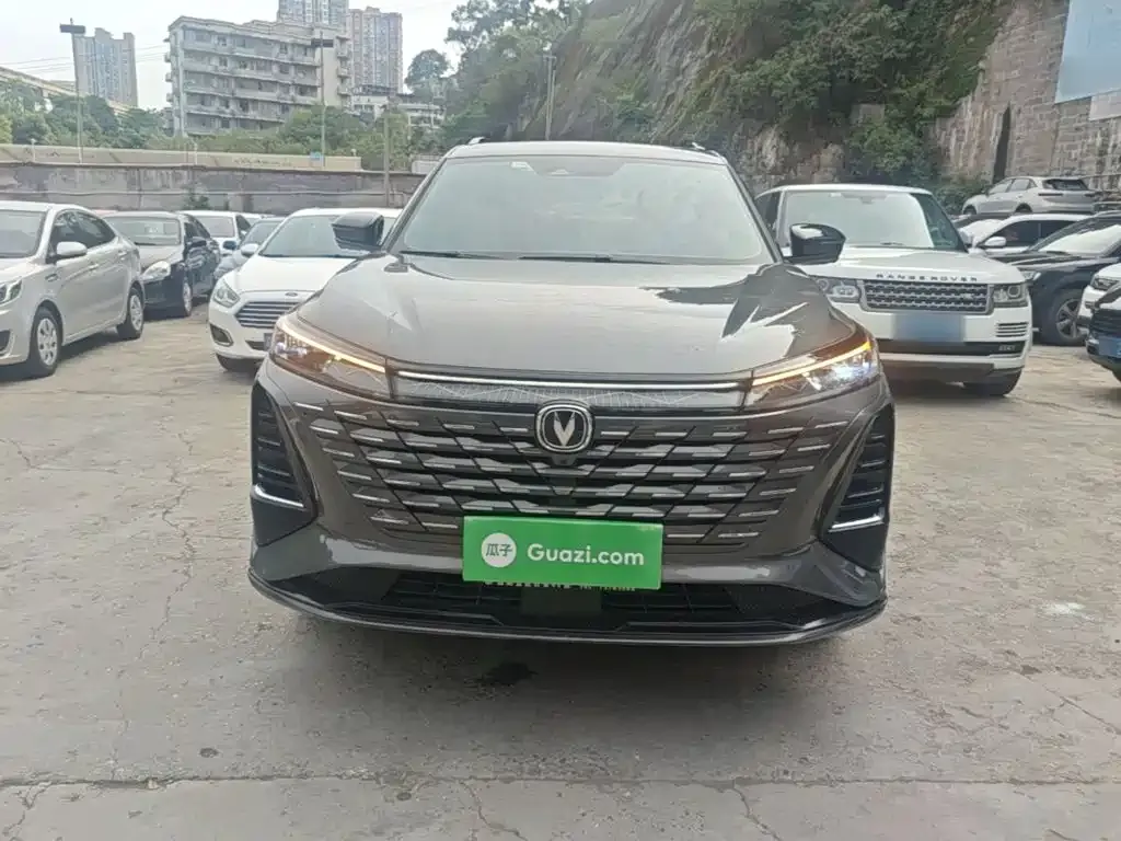 Changan CS75PLUS — фото 3