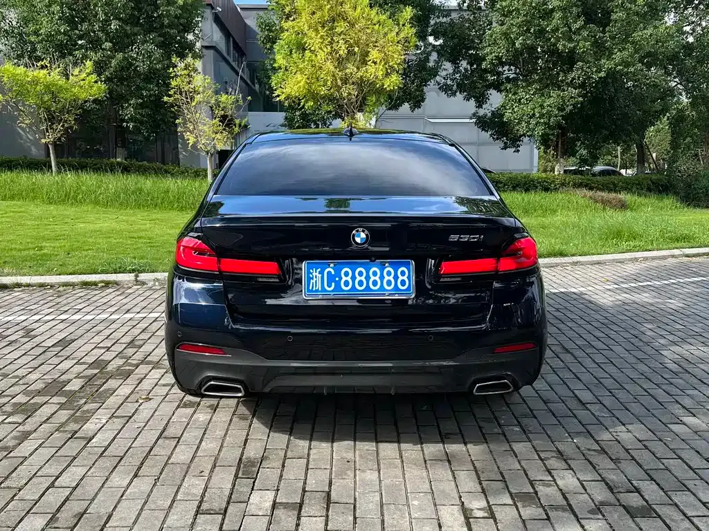 BMW 5 Series (Import) — фото 9