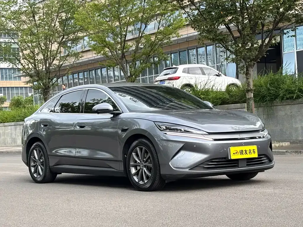 BYD Qin L — фото 6