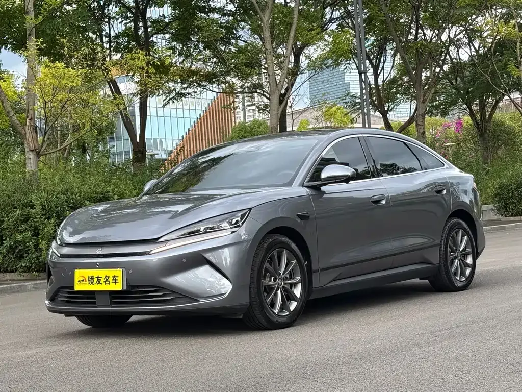 BYD Qin L — фото 9