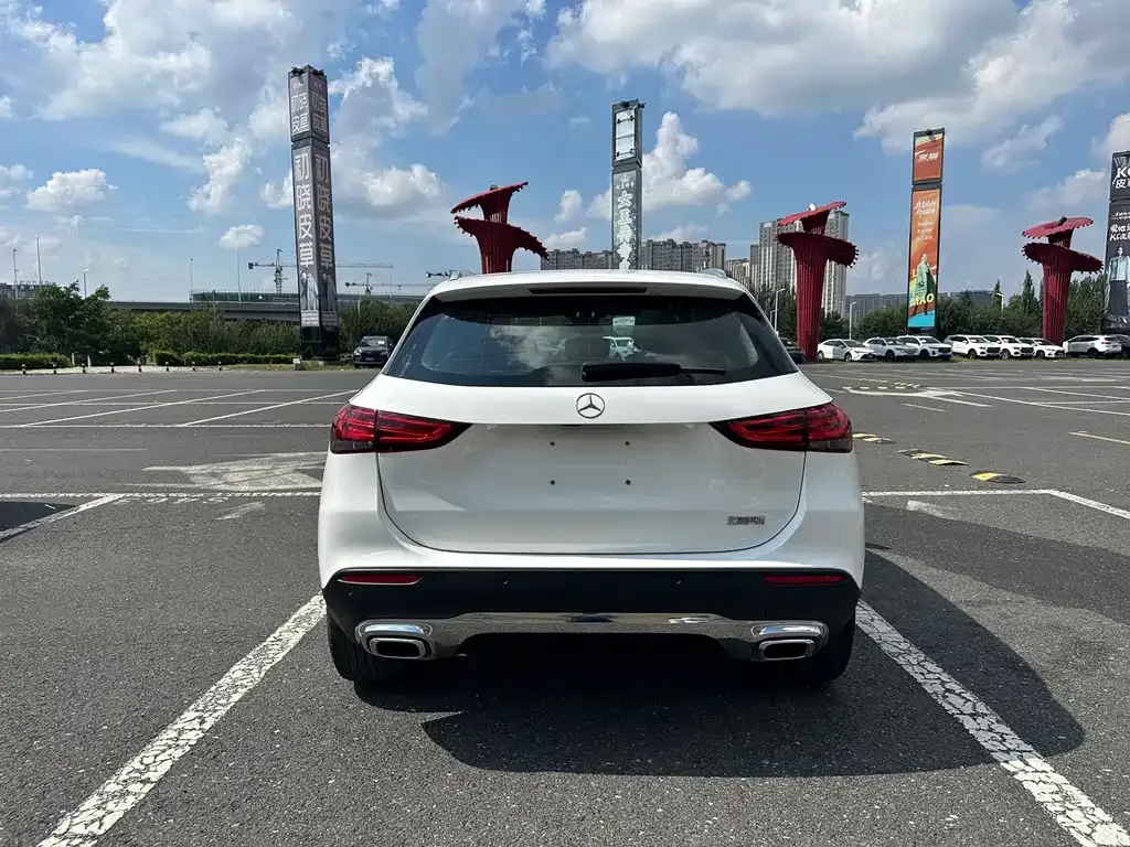Mercedes-Benz GLA — фото 7