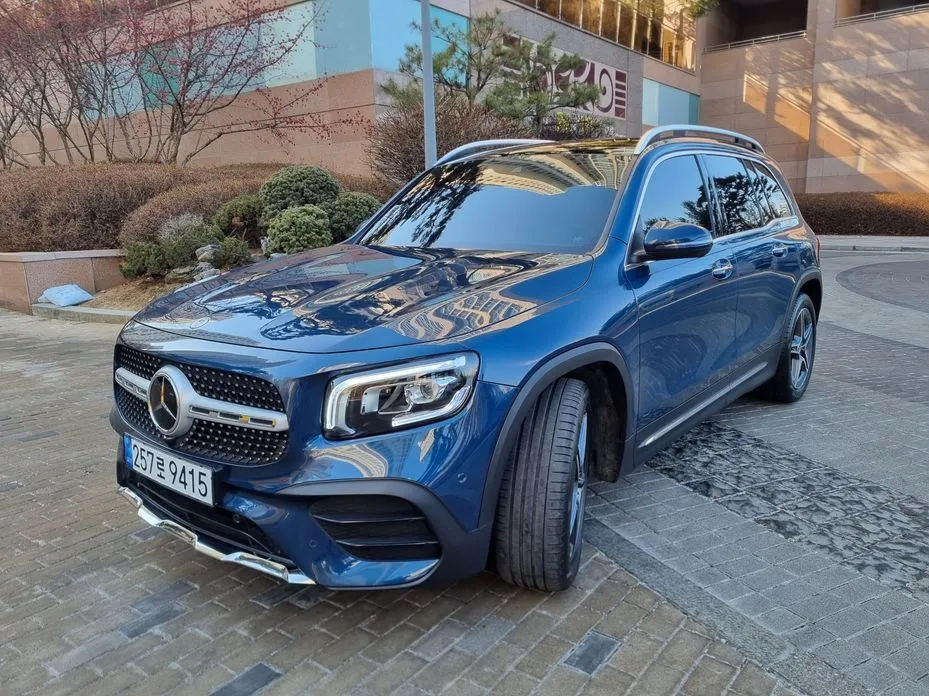 Mercedes-Benz GLB-Class — фото 1