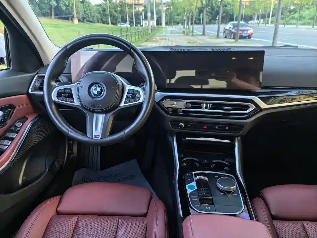 BMW i3 — фото 8