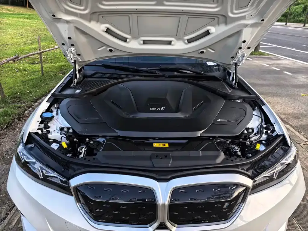 BMW i3 — фото 5