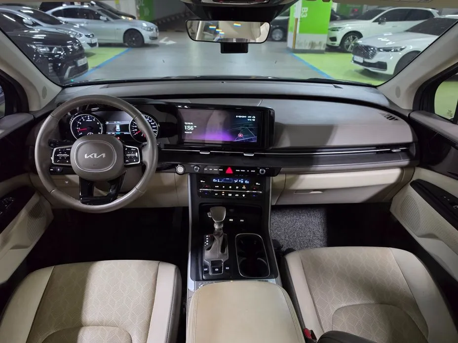 Kia Carnival — фото 10