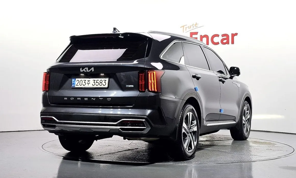 Kia Sorento — фото 6