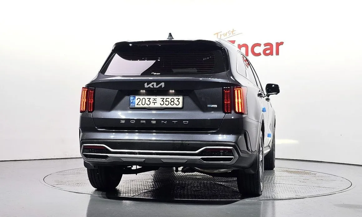 Kia Sorento — фото 4