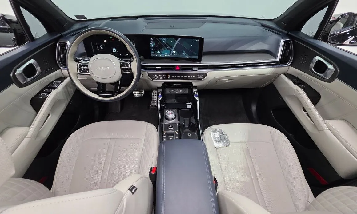 Kia Sorento — фото 9