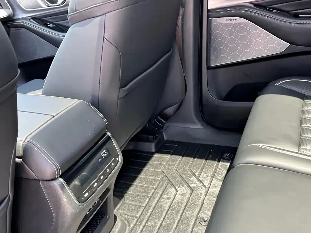GAC Motor Trumpchi GS8 — фото 4