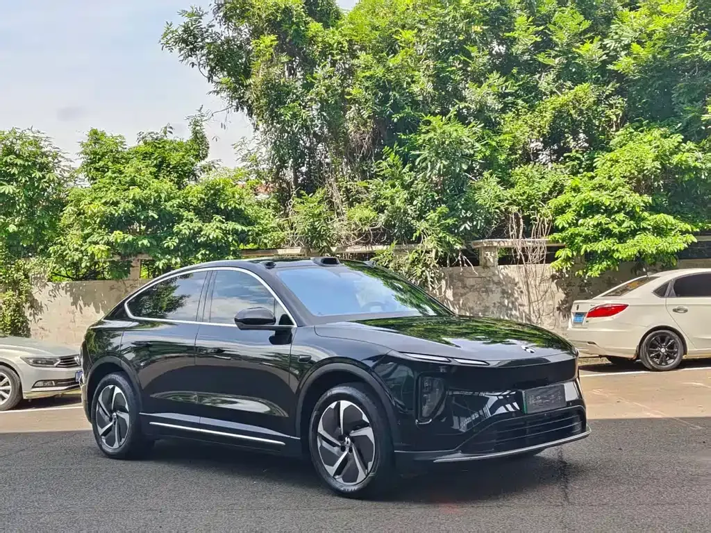 NIO EC6 — фото 9