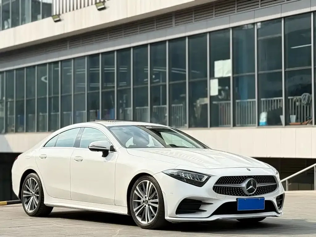 Mercedes-Benz CLS — фото 4