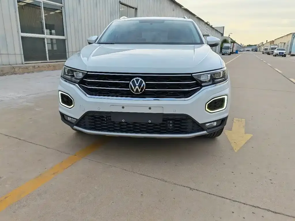 Volkswagen T-Roc — фото 3
