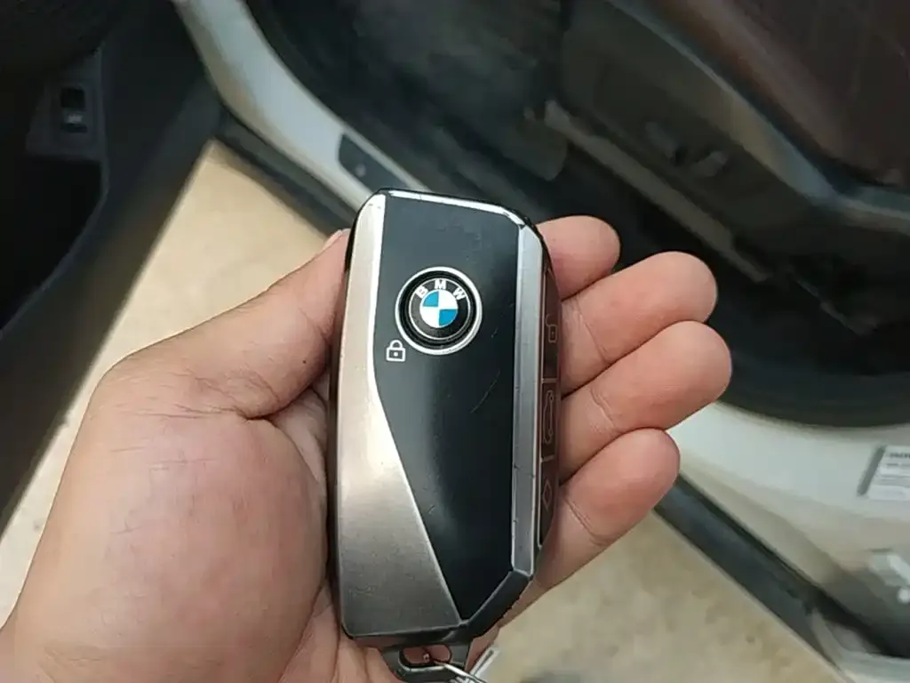 BMW X1 — фото 2