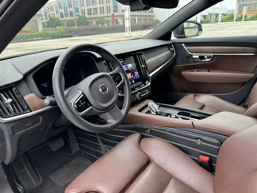 Volvo S90 — фото 2
