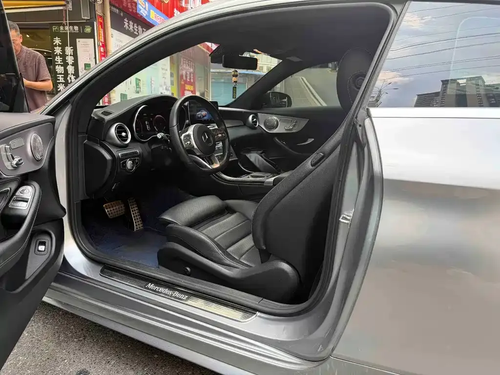 Mercedes-Benz C-Class (Import) — фото 5