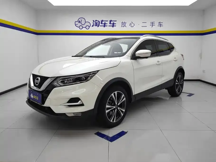 Nissan Qashqai — фото 1