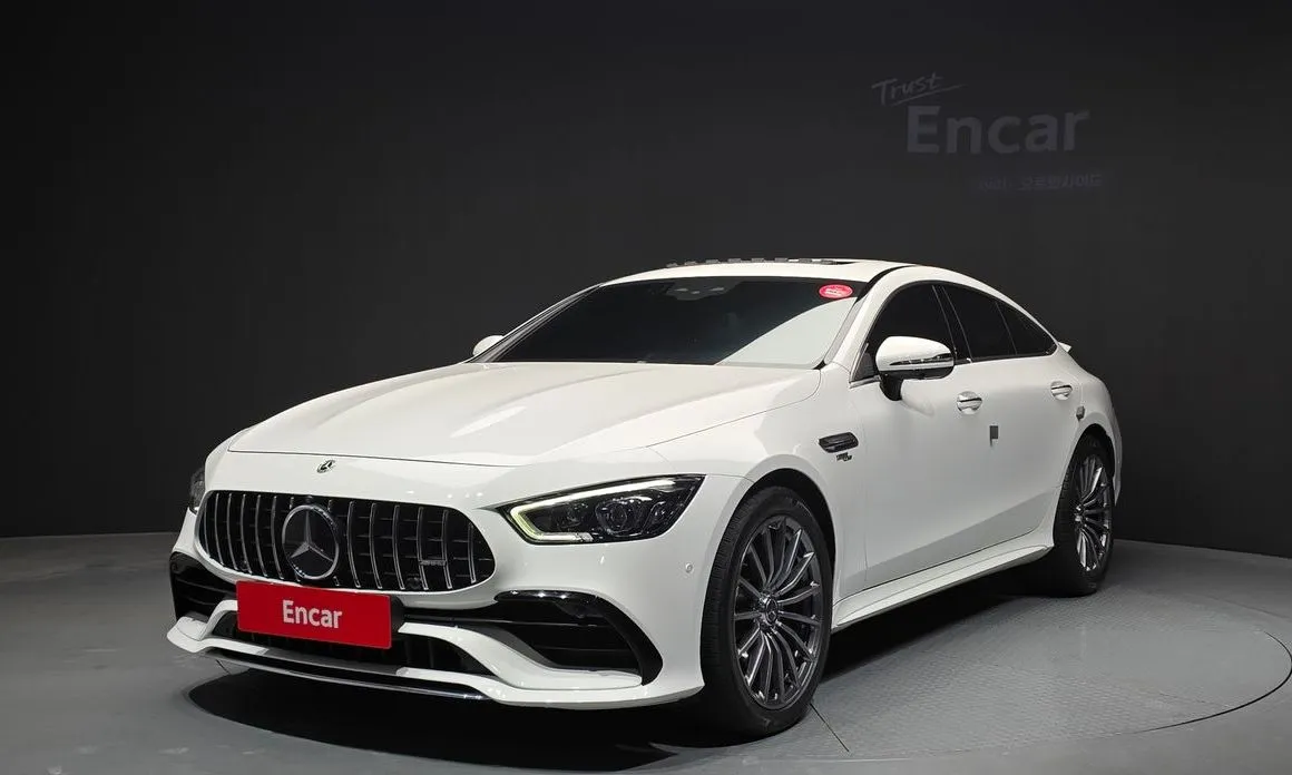 Mercedes-Benz AMG GT — фото 1