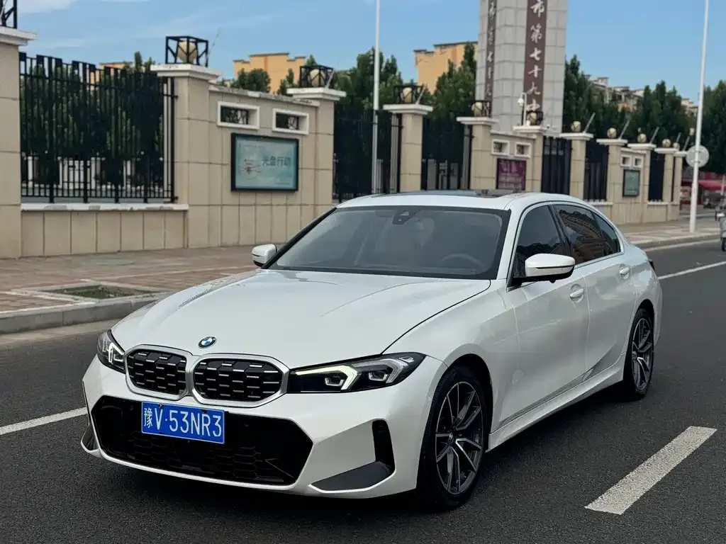 BMW 3 Series — фото 1