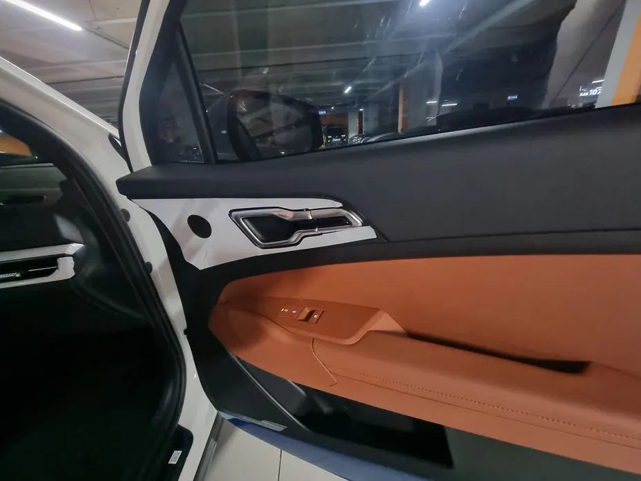 Kia Sportage — фото 10