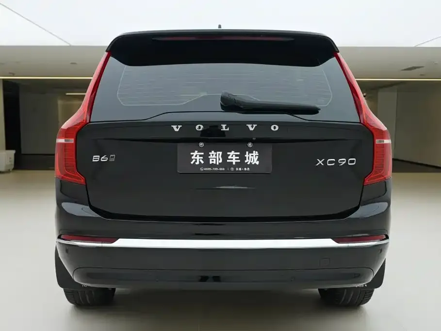 Volvo XC90 — фото 10