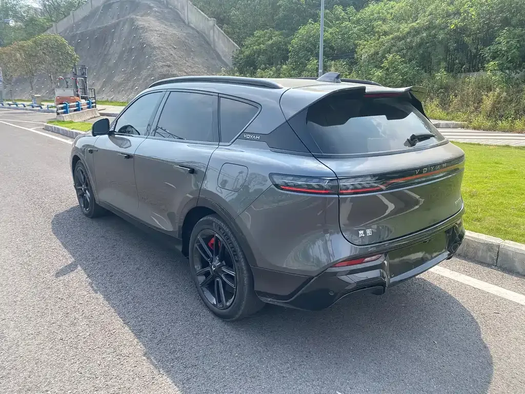 VOYAH FREE — фото 5