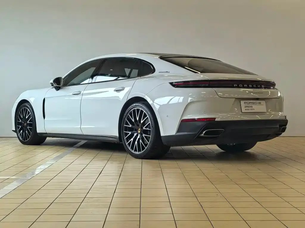 Porsche Panamera — фото 6