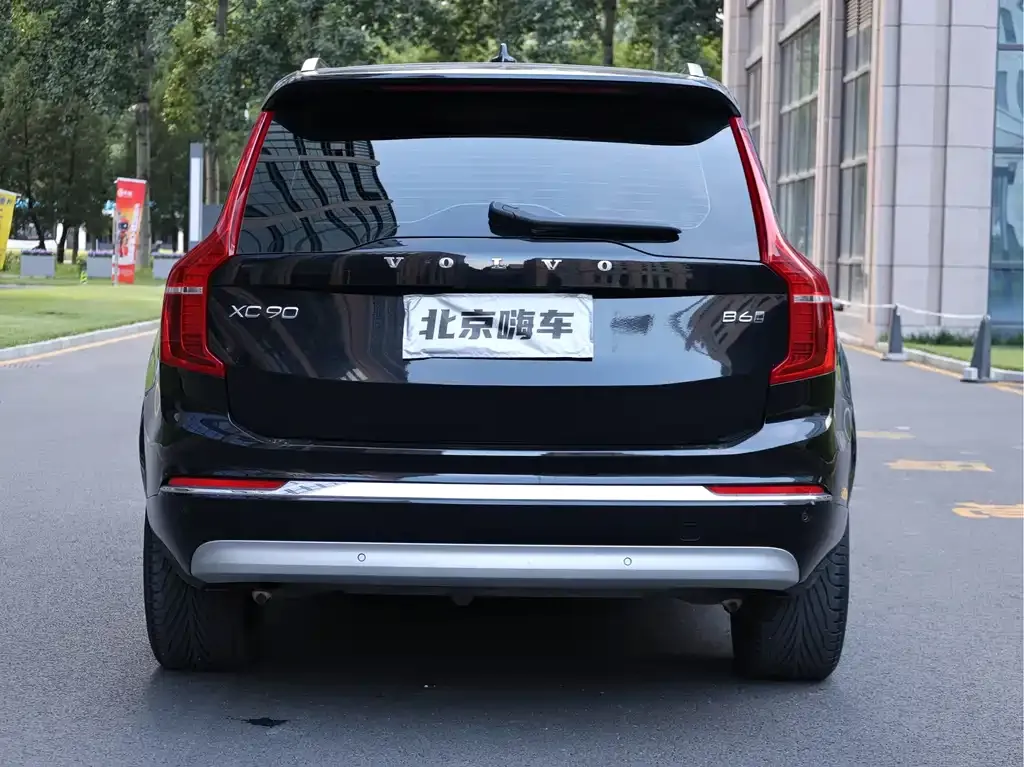 Volvo XC90 — фото 7