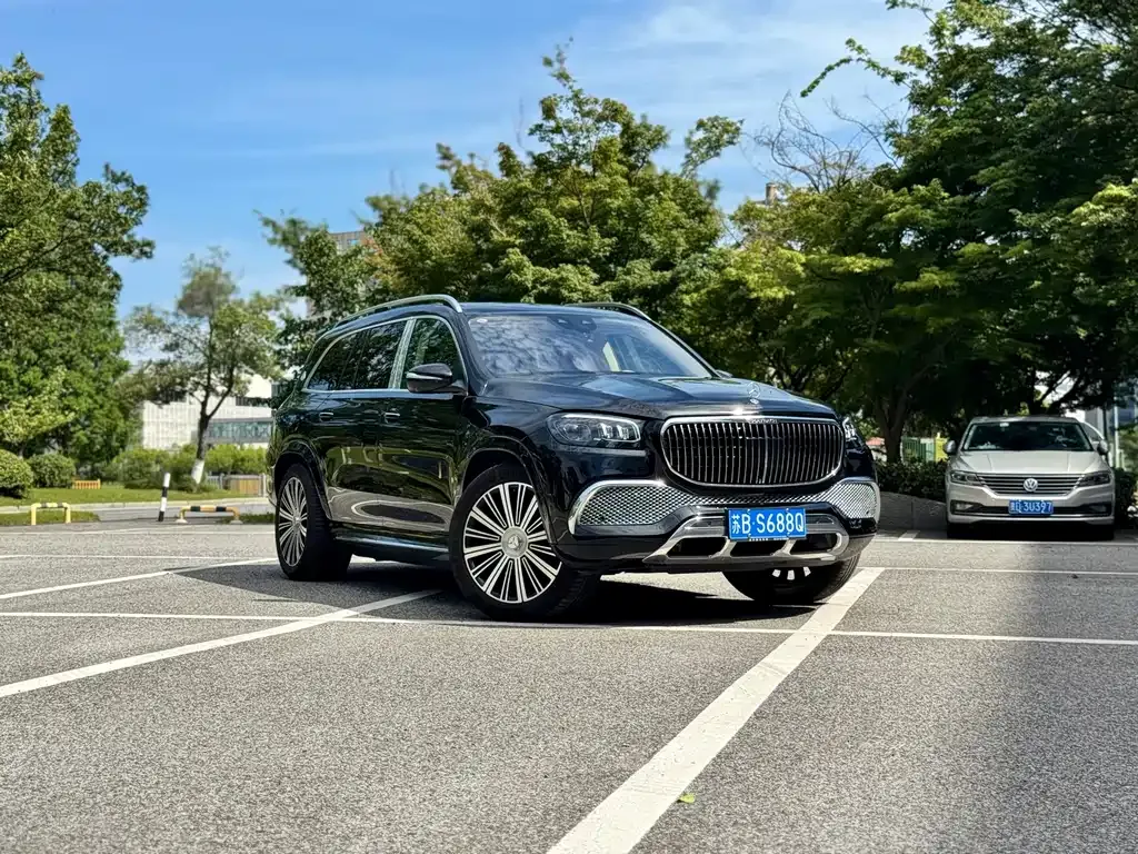 Mercedes-Benz GLS — фото 1