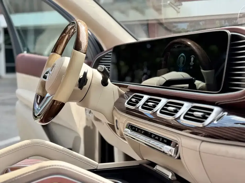 Mercedes-Benz GLS — фото 2
