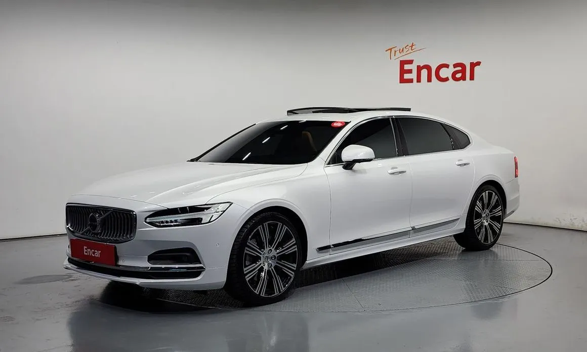 Volvo S90 — фото 1
