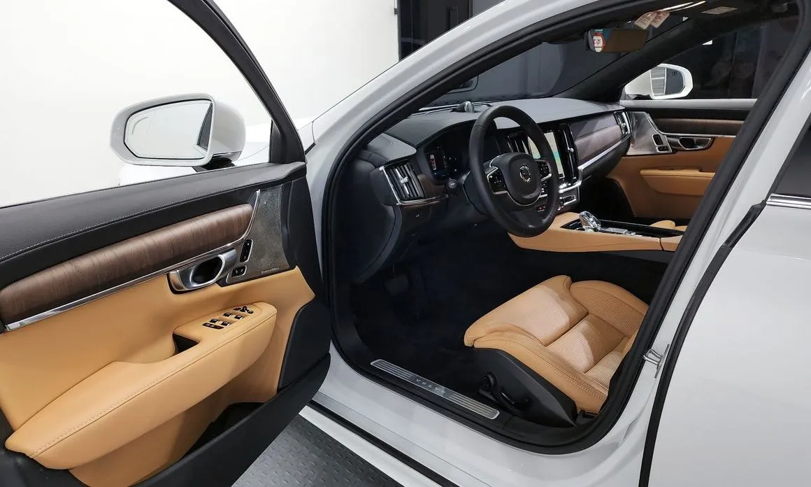 Volvo S90 — фото 10