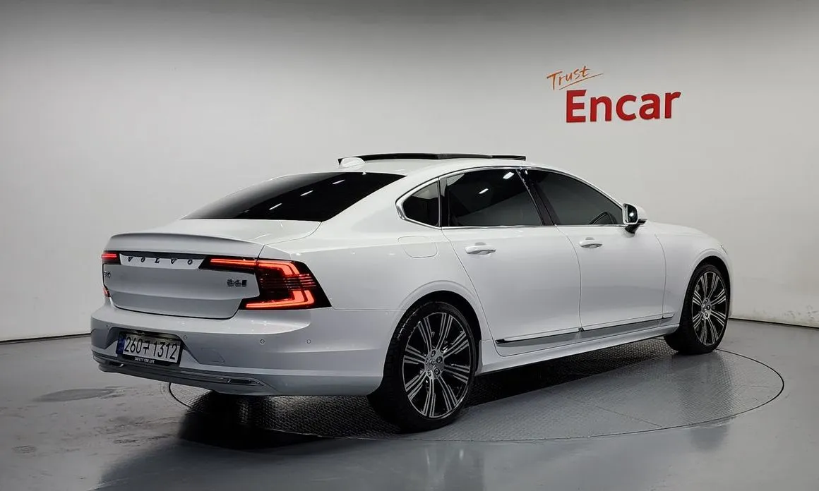Volvo S90 — фото 2