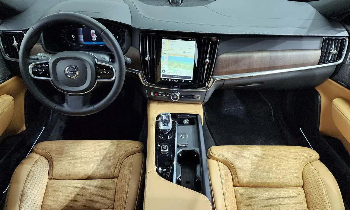 Volvo S90 — фото 8