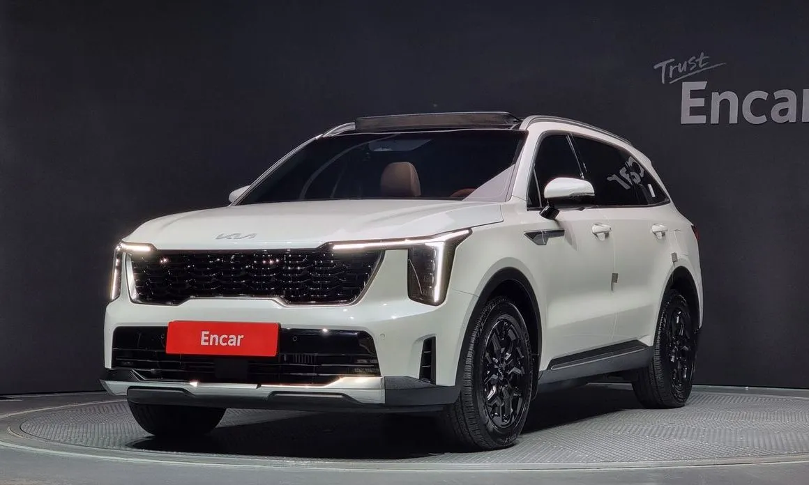 Kia Sorento — фото 1