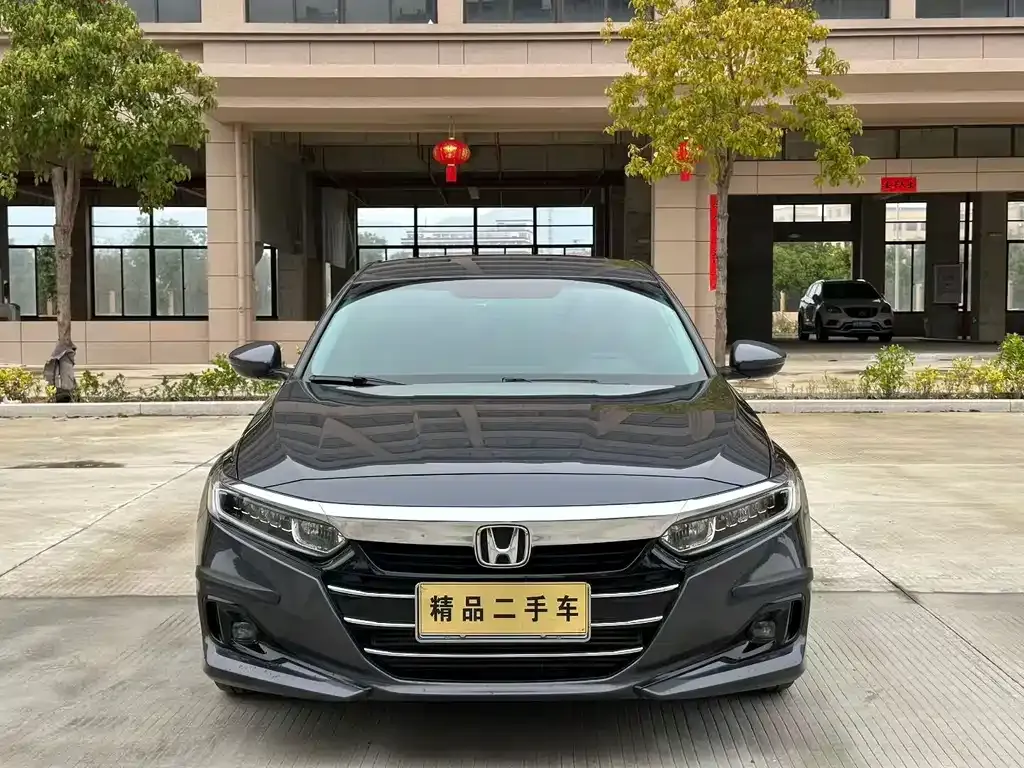 Honda Accord — фото 4